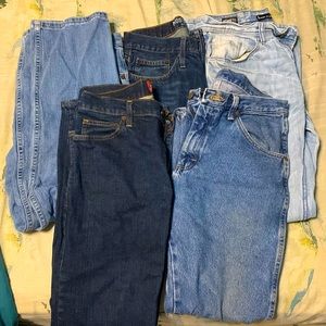 👖 FIVE PAIRS OF JEANS LOT